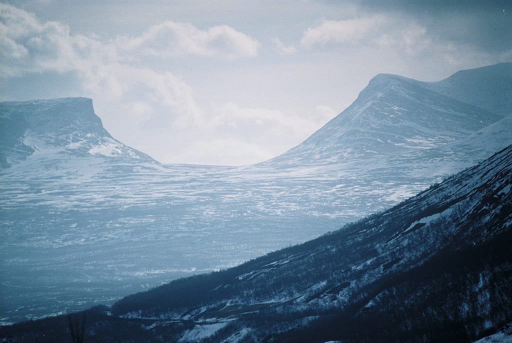 u-shaped mountain pass in winter